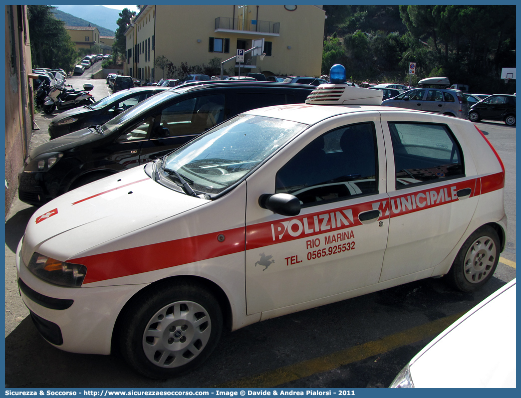 -
Polizia Municipale
Comune di Rio Marina
Fiat Punto II serie
Parole chiave: Polizia;Locale;Municipale;Rio Marina;Fiat;Punto