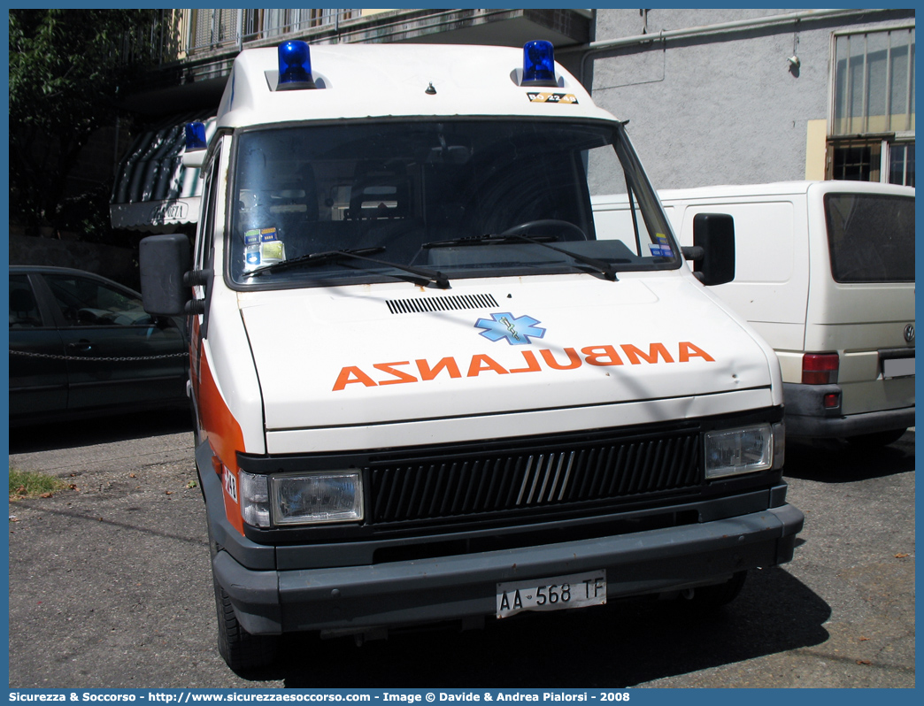 BO 2248
118 Bologna Soccorso
Fiat Ducato I serie restyling
Parole chiave: 118;Bologna;Soccorso;Ambulanza;Fiat;Ducato