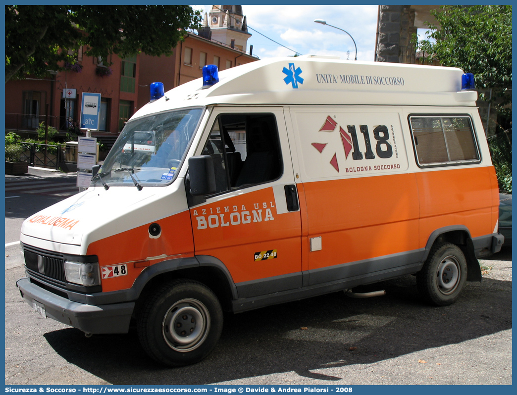 BO 2248
118 Bologna Soccorso
Fiat Ducato I serie restyling
Parole chiave: 118;Bologna;Soccorso;Ambulanza;Fiat;Ducato