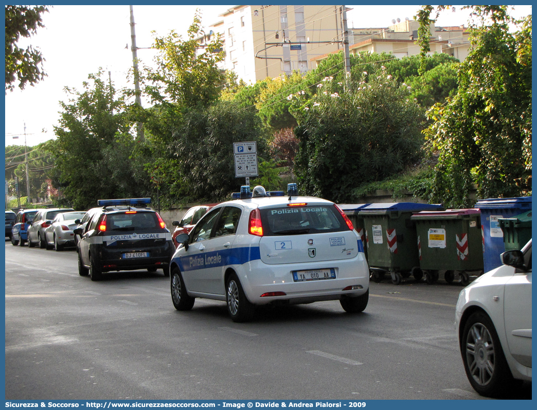 Polizia Locale YA010AA
Polizia Locale
Unione Comuni Misa Nevola
Fiat Grande Punto
Parole chiave: Polizia;Locale;Municipale;Misa Nevola;Corinaldo;Barbara;Castelleone di Suasa;Ostra Vetere;Fiat;Grande Punto;YA010AA;YA 010 AA