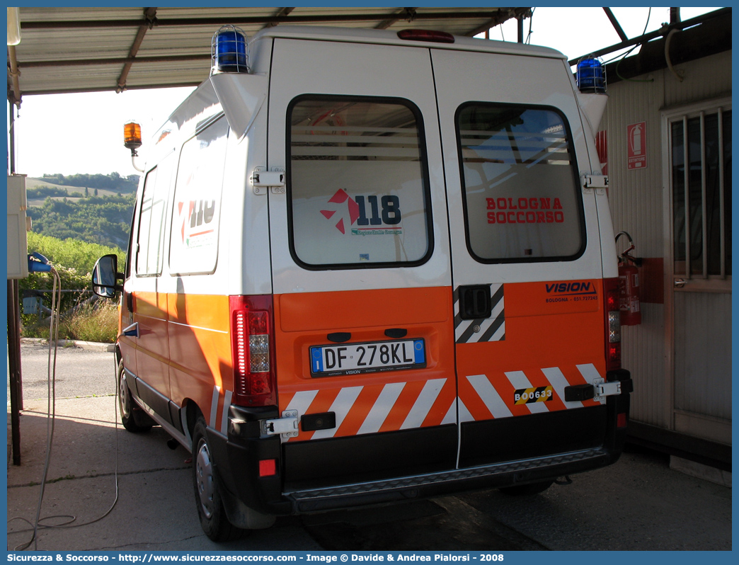 BO 0633
118 Bologna Soccorso
Fiat Ducato II serie restyling
Allestitore Vision S.r.l.
Parole chiave: 118;Bologna;Soccorso;Ambulanza;Fiat;Ducato;GECAV;Gestione;Emergenza;Cantieri;Alta Velocità;Variante di Valico