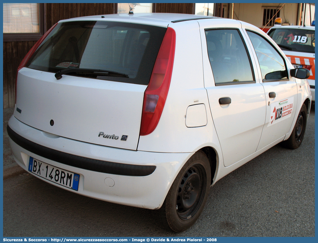 BO 2220
118 Bologna Soccorso
Fiat Punto II serie
Parole chiave: 118;Bologna;Soccorso;Fiat;Punto