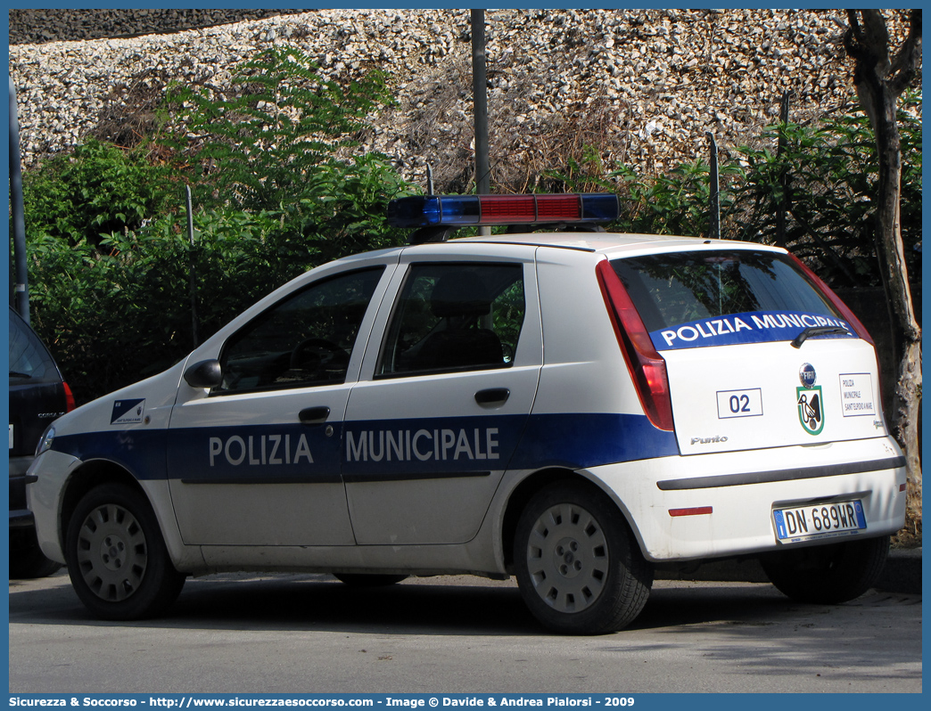 -
Polizia Municipale
Comune di Sant'Elpidio a Mare
Fiat Punto III serie restyling
Parole chiave: Polizia;Locale;Municipale;Sant'Elpidio a Mare;Fiat;Punto