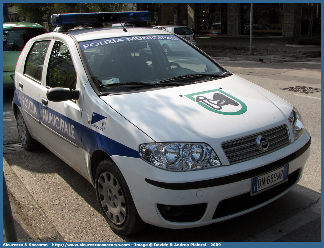 -
Polizia Municipale
Comune di Sant'Elpidio a Mare
Fiat Punto III serie restyling
Parole chiave: Polizia;Locale;Municipale;Sant'Elpidio a Mare;Fiat;Punto