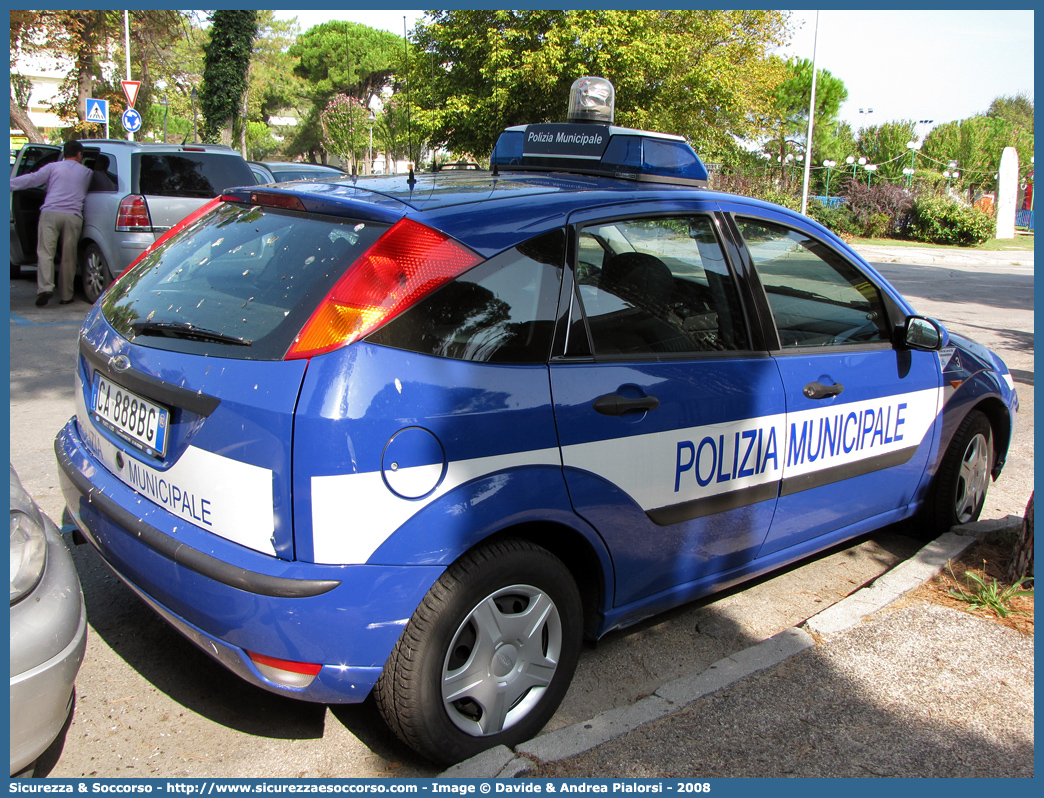 -
Polizia Municipale
Federazione Comuni del Camposampierese
Ford Focus I serie
(variante)
Parole chiave: Polizia;Locale;Municipale;Camposampierese;Borgoricco;Campodarsego;Camposampiero;Loreggia;San Giorgio delle Pertiche;Santa Giustina in Colle;Villa del Conte;Villanova di Camposampiero;Ford;Focus