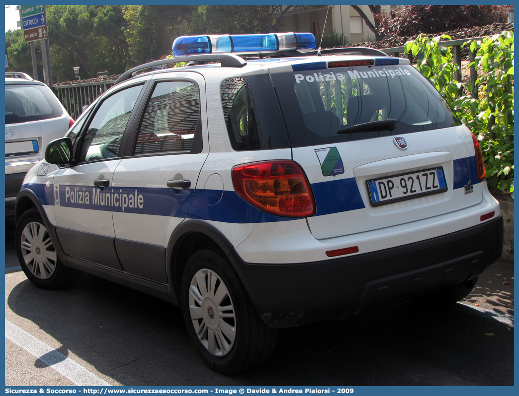 -
Polizia Municipale
Comune di Spoltore
Fiat Sedici I serie
Parole chiave: Polizia;Locale;Municipale;Spoltore;Fiat;Sedici