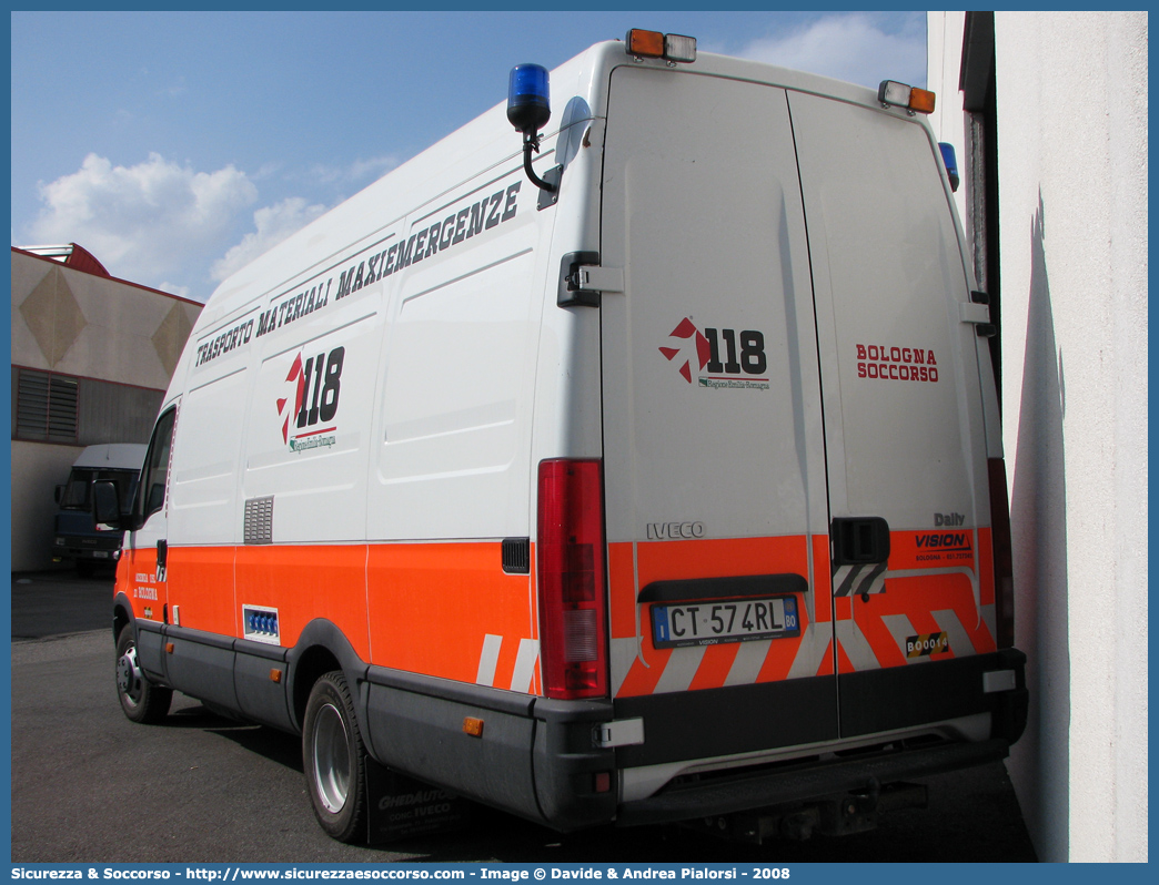 BO 0014
118 Bologna Soccorso
Iveco Daily III serie
Parole chiave: 118;Bologna;Soccorso;Iveco;Daily;Maxiemergenza;Maxiemergenze;Maxi;Emergenza;Emergenze