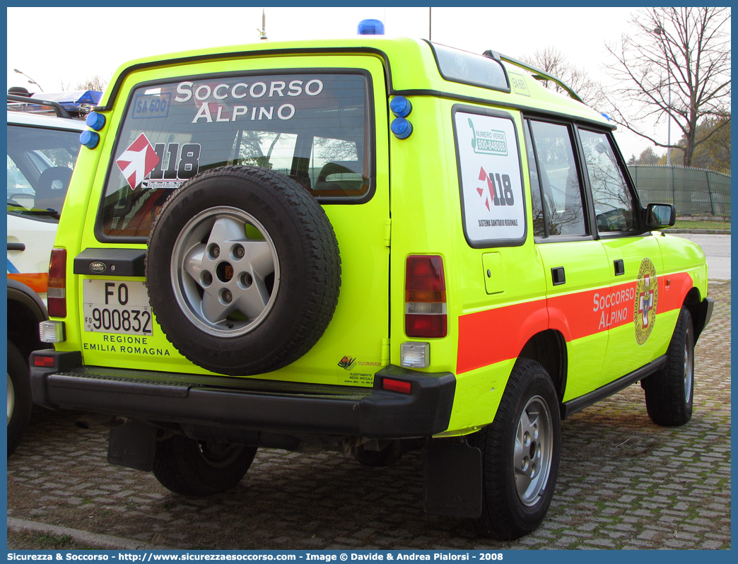 SA 661
Corpo Nazionale
Soccorso Alpino e Speleologico
Delegazione Alpina
XXV Emilia Romagna
Land Rover Discovery I serie
Parole chiave: CNSAS;C.N.S.A.S.;Corpo;Nazionale;Soccorso;Alpino;Speleologico;Emilia;Romagna;SAER;S.A.E.R.;Land Rover;Discovery