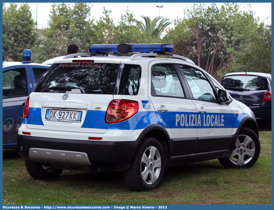 -
Polizia Locale
Comune di Cisterna di Latina
Fiat Sedici I serie
Parole chiave: Polizia;Locale;Municipale;Cisterna di Latina;Fiat;Sedici