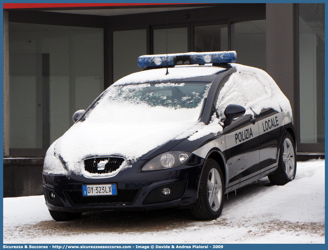 -
Polizia Locale
Comune di Bassano del Grappa
Seat Leon II serie
Allestitore Focaccia Group S.r.l.
Parole chiave: Polizia;Locale;Municipale;Bassano del Grappa;Seat;Leon;Focaccia