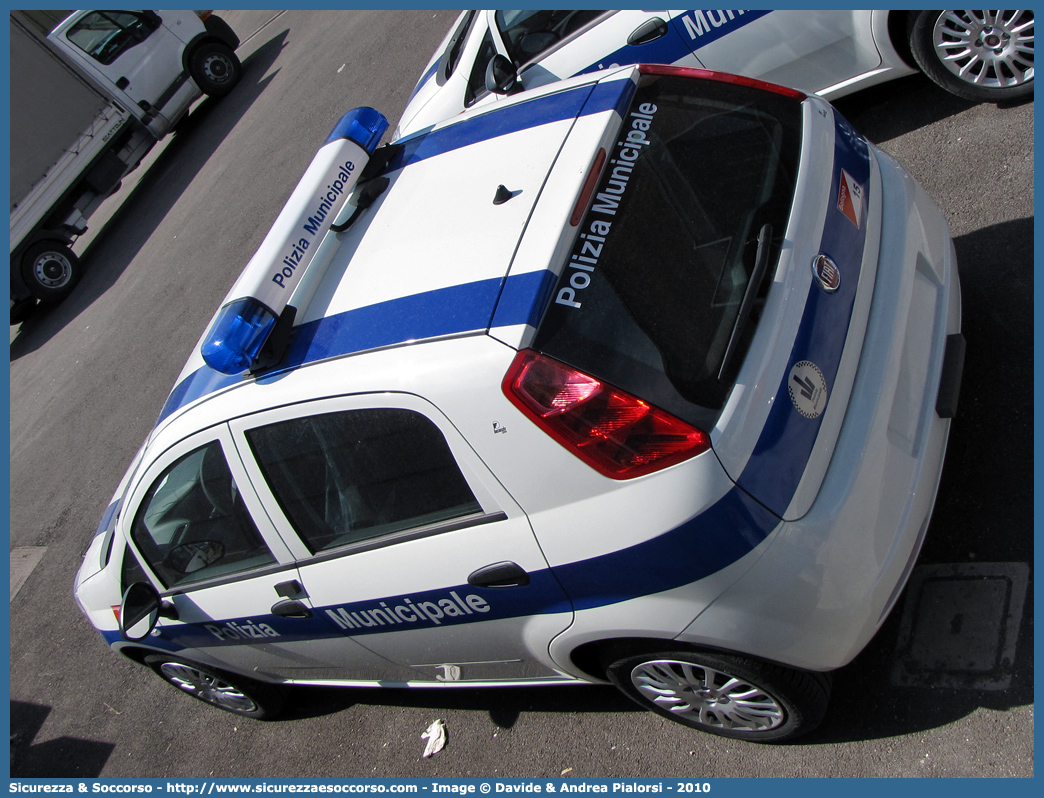 -
Polizia Municipale
Comune di Bologna
Fiat Grande Punto
Allestitore Focaccia Group S.r.l.
Parole chiave: PL;P.L.;PM;P.M.;Polizia;Municipale;Locale;Bologna;Fiat;Grande Punto;Focaccia