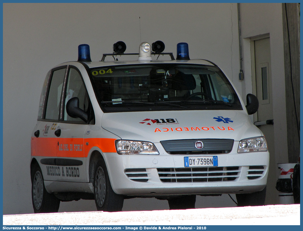 FO 01
118 Romagna Soccorso
Ambito Territoriale di Forlì
Fiat Multipla II serie
Allestitore Vision S.r.l.
Parole chiave: 118;Romagna;Soccorso;Forlì;Automedica;Auto Medica;Automedicalizzata;Auto Medicalizzata;Fiat;Multipla;Vision