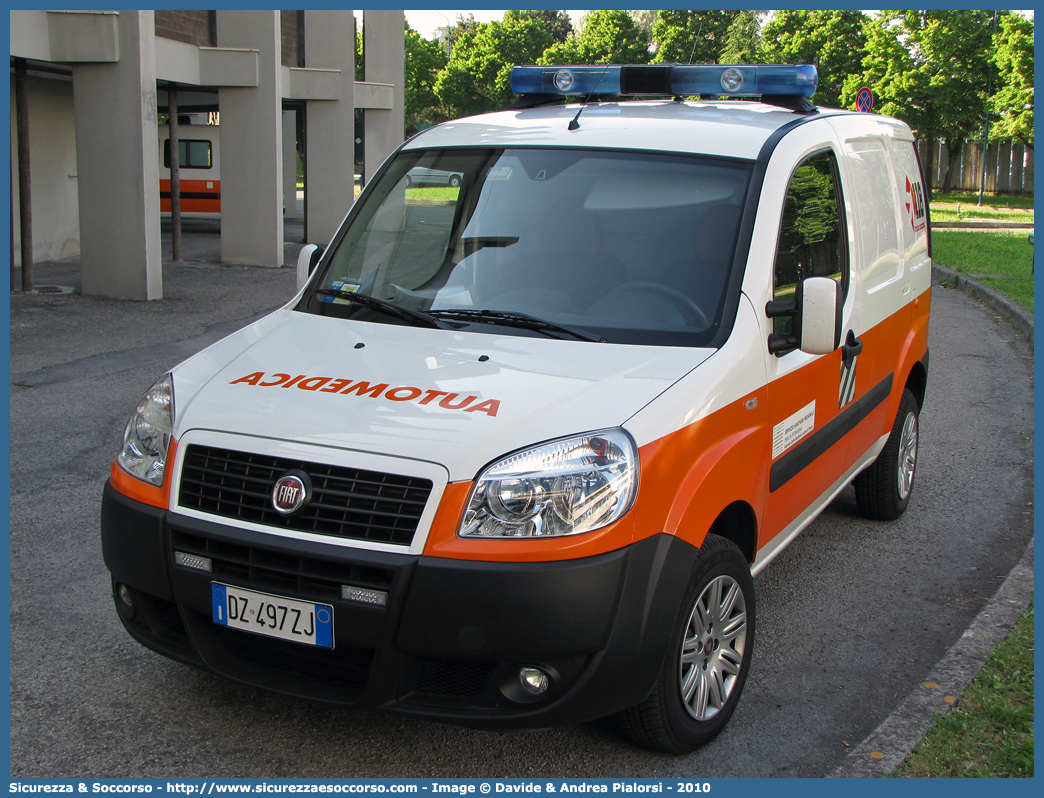 -
118 Romagna Soccorso
Ambito Territoriale di Rimini
Fiat Doblò I serie restyling
Parole chiave: 118;Romagna;Soccorso;Rimini;Automedica;Fiat;Doblò