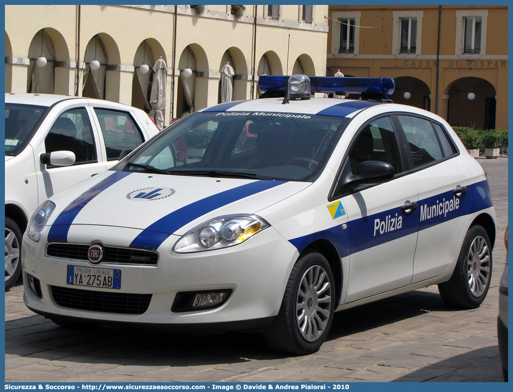 Polizia Locale YA275AB
Polizia Municipale
Comune di Cervia
Fiat Nuova Bravo
Allestitore Focaccia Group S.r.l.
Parole chiave: Polizia;Municipale;Locale;Cervia;Fiat;Nuova Bravo;Focaccia;YA275AB;YA 275 AB