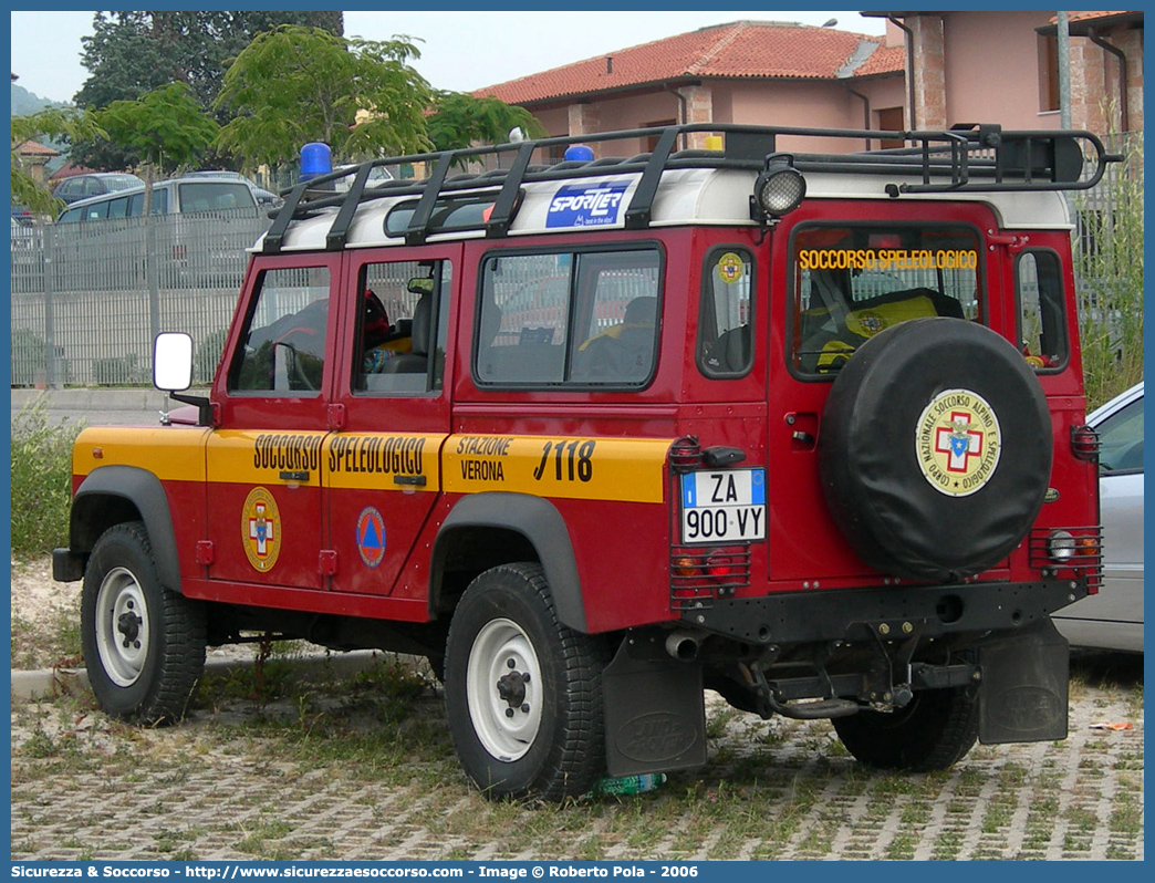 -
Corpo Nazionale
Soccorso Alpino e Speleologico
Zona Speleologica VI Veneto
Stazione di Verona
Land Rover Defender 110
Parole chiave: CNSAS;C.N.S.A.S.;Corpo;Nazionale;Soccorso;Alpino;Speleologico;Veneto;SASV;S.A.S.V.;Verona;Land Rover;Defender;110