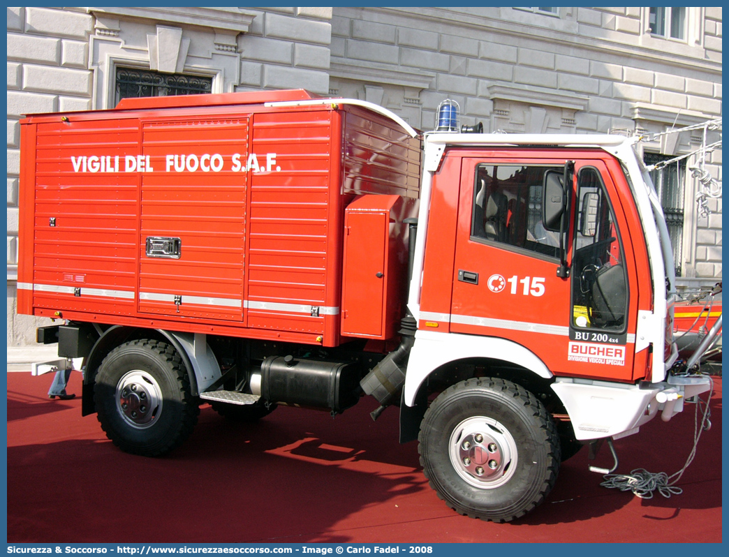 VF 24200
Corpo Nazionale Vigili del Fuoco
Nucleo Speleo Alpino Fluviale
Bucher BU200 4x4
Parole chiave: VVF;V.V.F.;Corpo;Nazionale;Vigili;del;Fuoco;Bucher;BU200;BU 200;SAF;S.A.F.;Speleo;Alpino;Fluviale