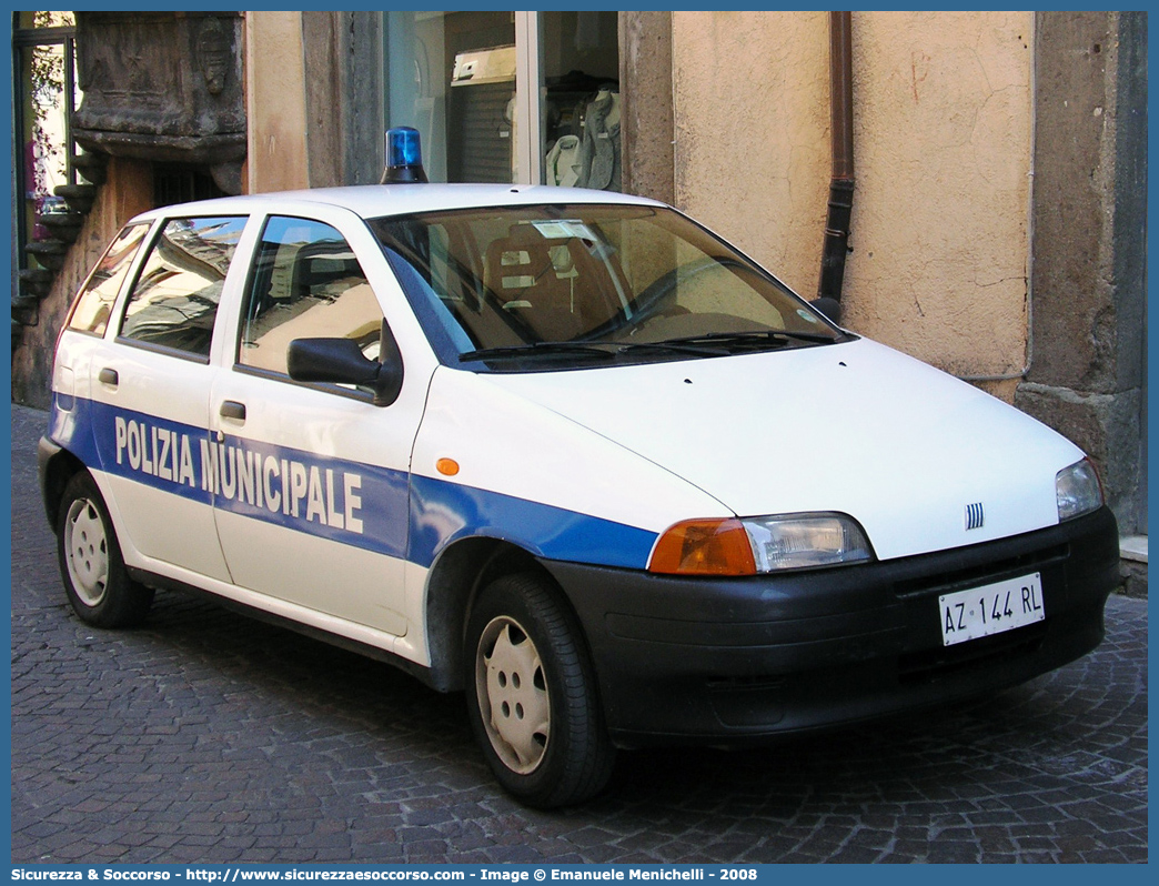 -
Polizia Municipale
Comune di Viterbo
Fiat Punto I serie
Parole chiave: Polizia;Locale;Municipale;Viterbo;Fiat;Punto