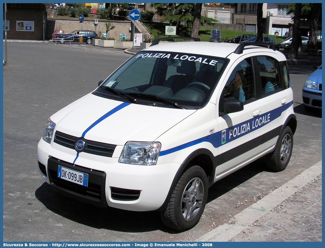 -
Polizia Locale
Comune di Viterbo
Fiat Nuova Panda 4x4 I serie
Parole chiave: Polizia;Locale;Municipale;Viterbo;Fiat;Nuova Panda