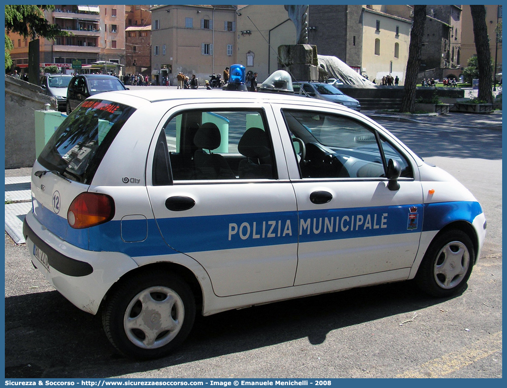 -
Polizia Municipale
Comune di Viterbo
Daewoo Matiz I serie
Parole chiave: Polizia;Locale;Municipale;Viterbo;Daewoo;Matiz