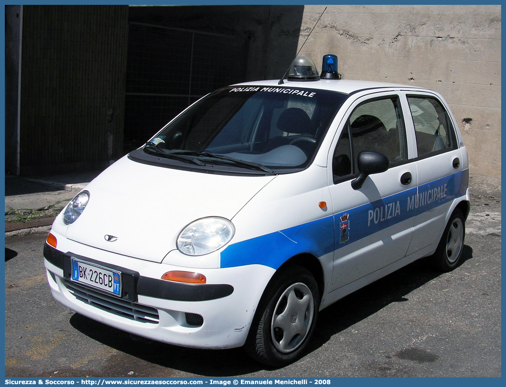 -
Polizia Municipale
Comune di Viterbo
Daewoo Matiz I serie
Parole chiave: Polizia;Locale;Municipale;Viterbo;Daewoo;Matiz