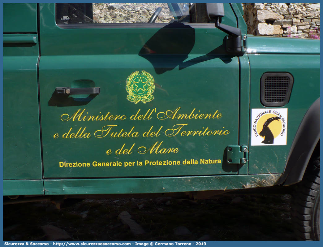 -
Ministero dell'Ambiente
e della Tutela del Territorio e del Mare
Land Rover Defender 90
Parole chiave: Ministero;Ambiente;Tutela;Territorio;Mare;Land Rover;Defender;90