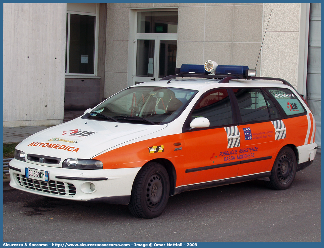 MO 1560
118 Modena Soccorso
Fiat Marea Weekend
Allestitore Aricar S.p.A.
Parole chiave: 118;Modena;Soccorso;Automedica;Automedicalizzata;Auto Medica;Auto Medicalizzata;Fiat;Marea;Weekend;Aricar