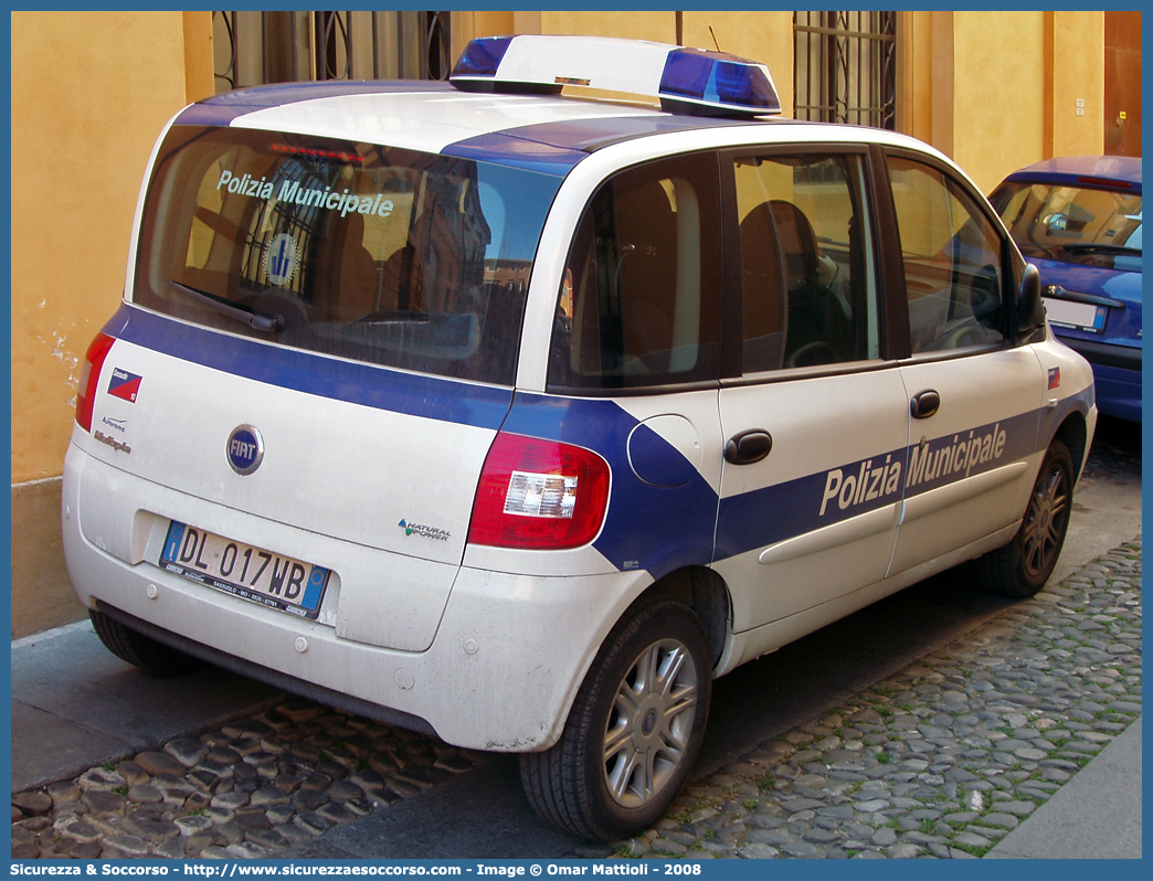 -
Polizia Municipale
Comune di Sassuolo
Fiat Multipla II serie
Parole chiave: Polizia;Locale;Municipale;Sassuolo;Fiat;Multipla