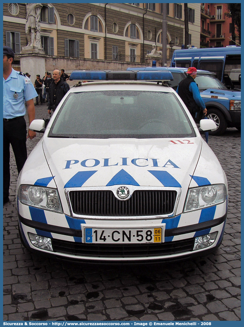 -
República Portuguesa
Polícia de Segurança Pública
Skoda Octavia II generation
Parole chiave: Repubblica;Portoghese;República;Portuguesa;Polícia;Segurança;Pública;Skoda;Octavia