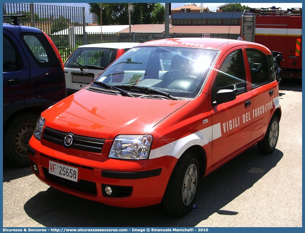 VF 25658
Corpo Nazionale Vigili del Fuoco
Fiat Nuova Panda I serie
Parole chiave: VVF;V.V.F.;Corpo;Nazionale;Vigili;del;Fuoco;Fiat;Nuova;Panda