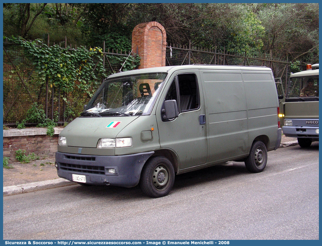 EI AC419
Esercito Italiano
Fiat Ducato II serie
Parole chiave: EI;E.I.;Esercito;Italiano;Mezzi;da;Cantiere;Trasporto;Materiali;Supporto;Logistico;Fiat;Ducato