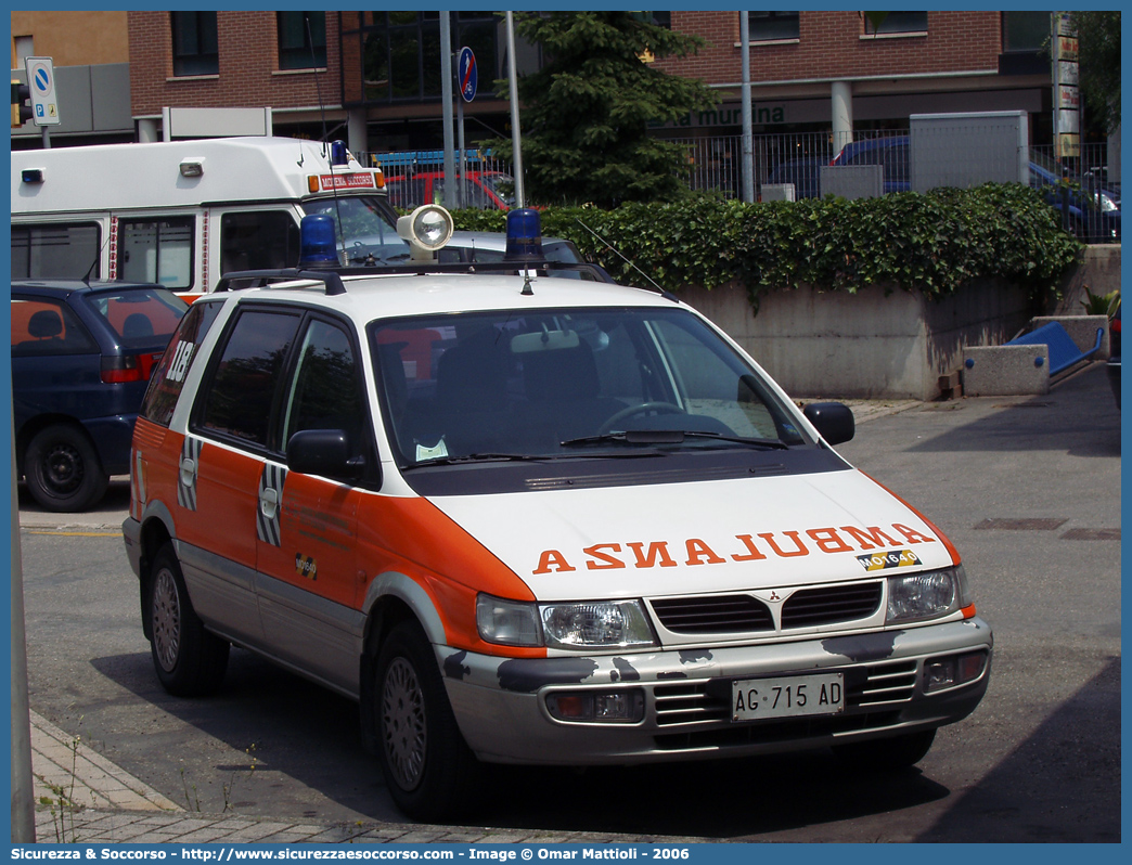 MO 1640
118 Modena Soccorso
Mitsubishi Space Wagon I serie
Allestitore Grazia
Parole chiave: 118;Modena;Soccorso;Automedica;Automedicalizzata;Auto Medica;Auto Medicalizzata;Mitsubishi;Space;Wagon;Grazia