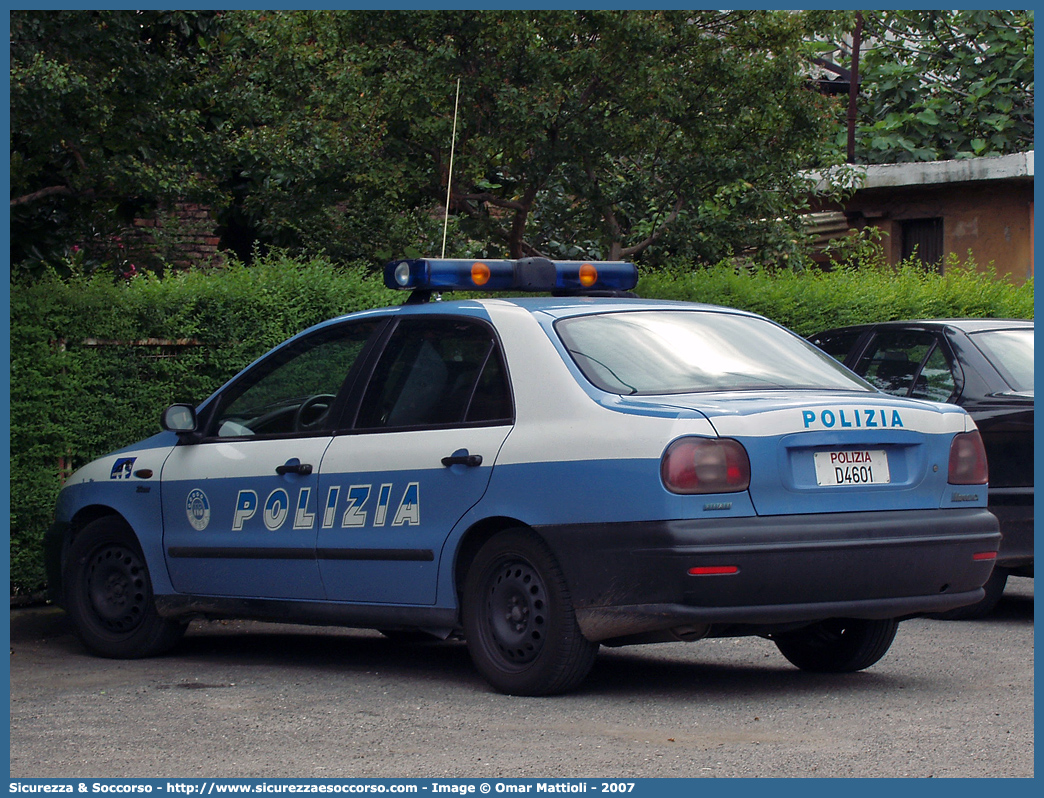 Polizia D4601
Polizia di Stato
Squadra Volante
Fiat Marea
Parole chiave: Polizia di Stato;Polizia;PS;Fiat;Marea;Squadra;Volante;Volanti;D4601