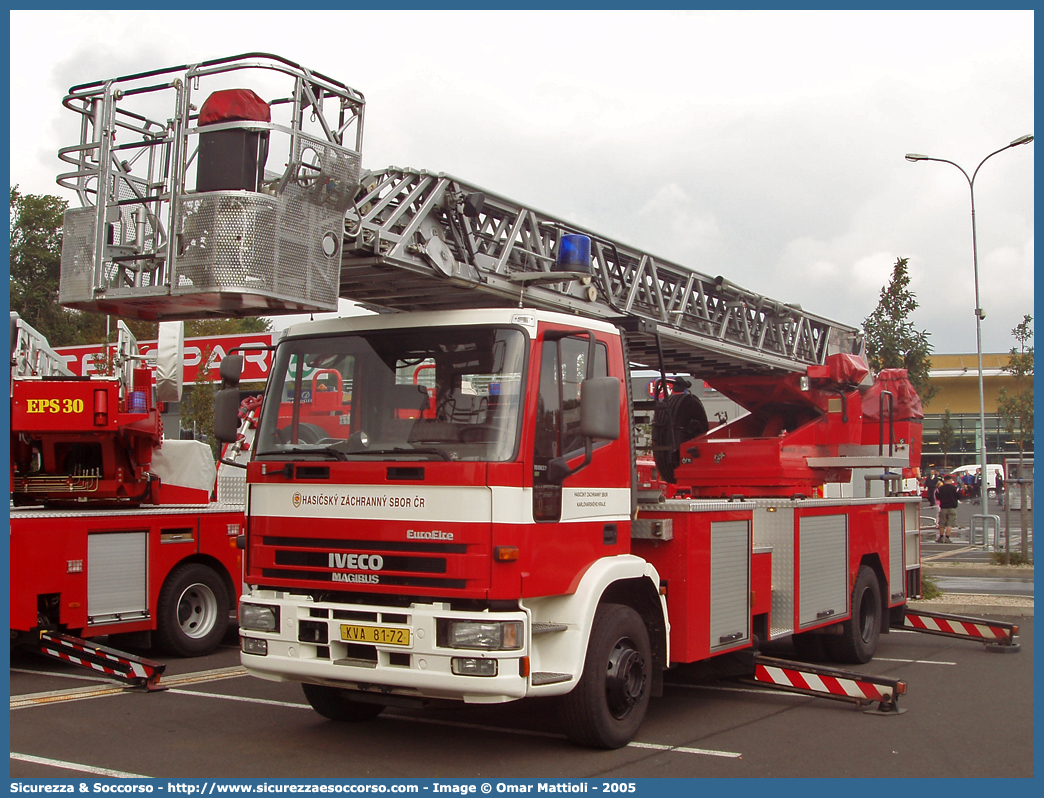 -
Ceská Republika
Hasičský Záchranný Sbor
AZ - Automobilový Zebřík 
Iveco EuroFire 150E27 I generation
Parole chiave: Ceská;Republika;Hasičský;Záchranný;Sbor;Hasiči;AZ;Automobilový;Zebřík;Iveco;EuroFire;150E27