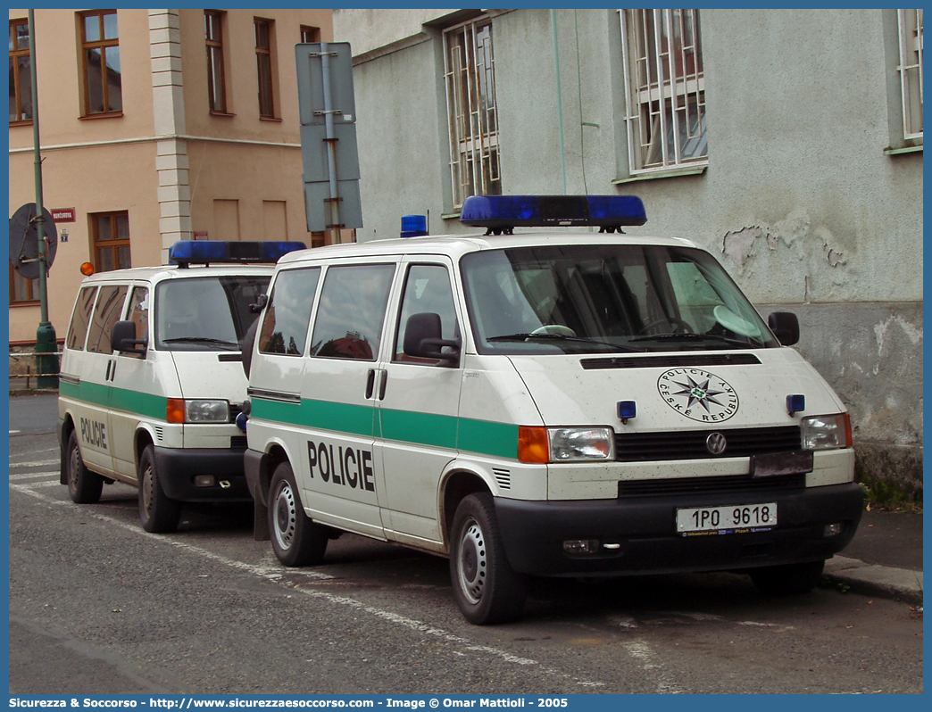 -
Česká Republika
Policie České Republiky
Volkswagen Transporter T4
Parole chiave: Česká;Republika;Policie;České;Republiky;Volkswagen;Transporter;T4