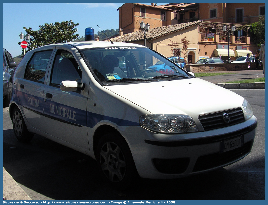 -
Polizia Municipale
Comune di Rocca di Papa
Fiat Punto III serie
Parole chiave: Polizia;Municipale;Locale;Rocca di Papa;Fiat;Punto