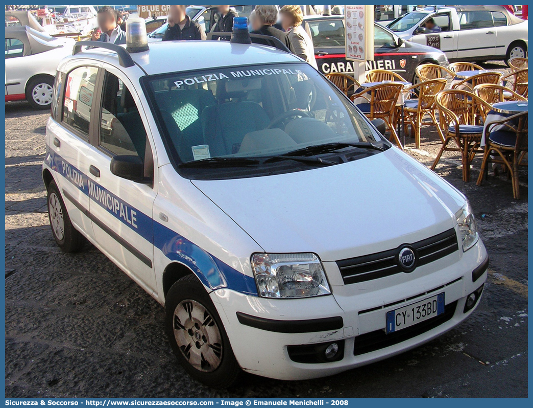 -
Polizia Municipale
Comune di Capri
Fiat Nuova Panda
Parole chiave: Polizia;Locale;Municipale;Capri;Fiat;Nuova Panda