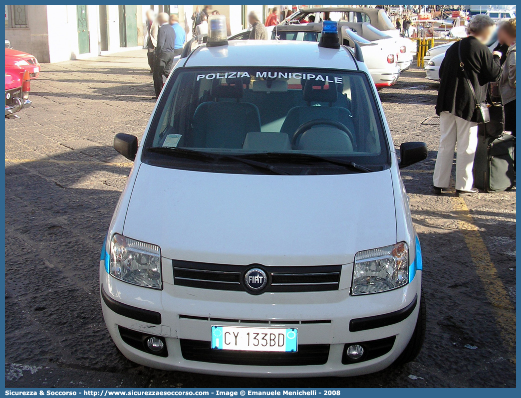 -
Polizia Municipale
Comune di Capri
Fiat Nuova Panda
Parole chiave: Polizia;Locale;Municipale;Capri;Fiat;Nuova Panda