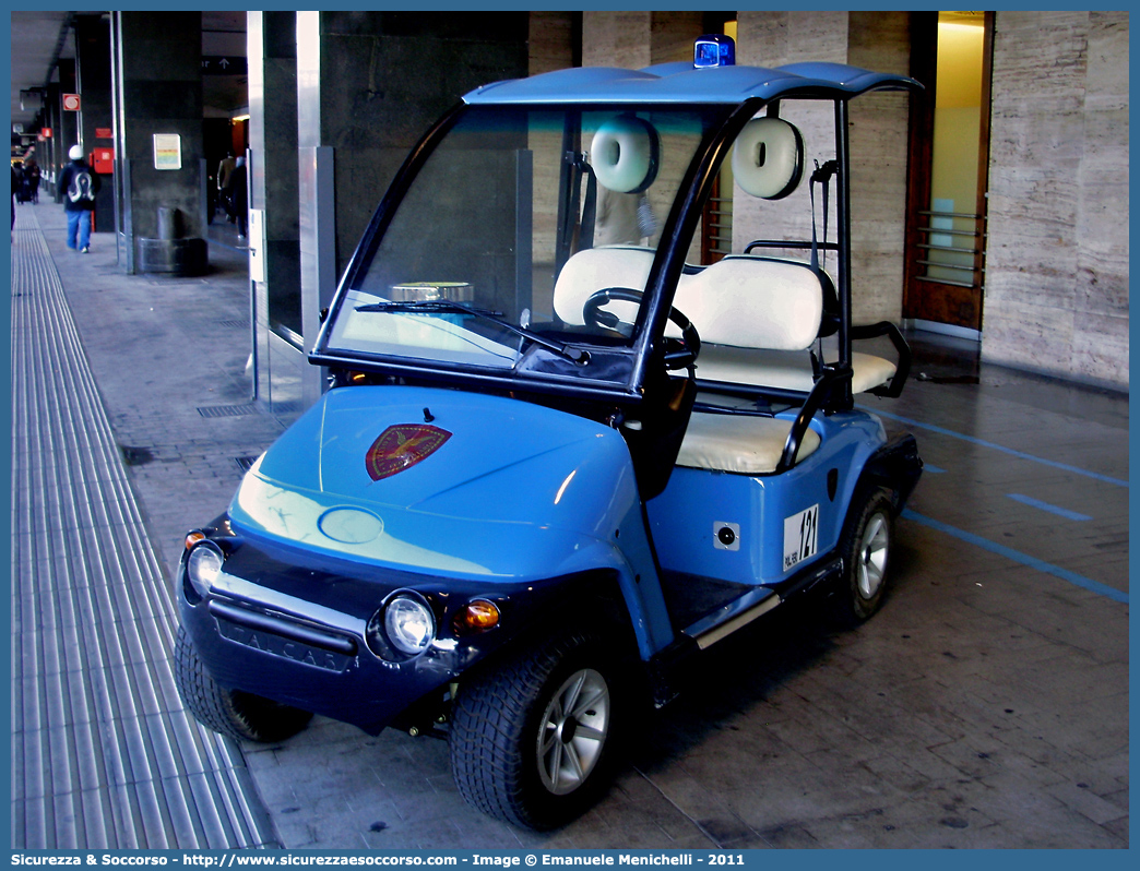 POLFER 121
Polizia di Stato
Polizia Ferroviaria
Italcar Attiva NEV C4S.4
Parole chiave: PS;P.S.;Polizia;di;Stato;Ferroviaria;Polfer;Italcar;Attiva;NEV;C4S.4