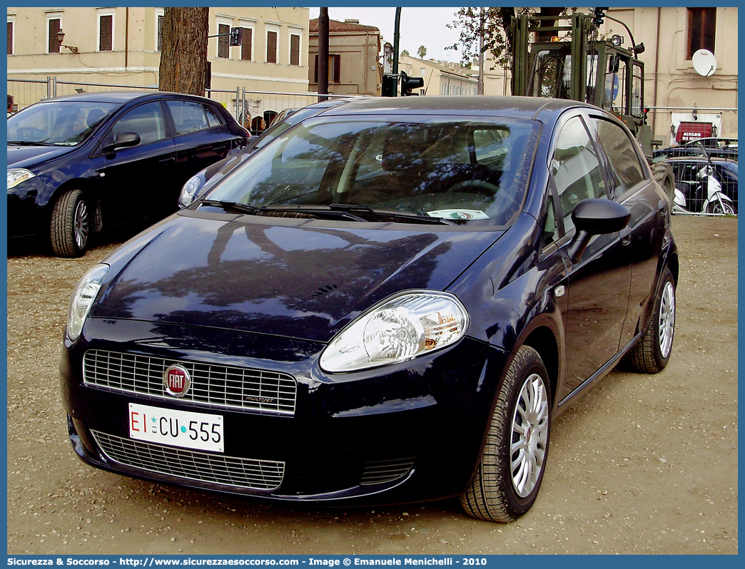 EI CU555
Esercito Italiano
Fiat Grande Punto
Parole chiave: EI;E.I.;Esercito;Italiano;Fiat;Grande;Punto