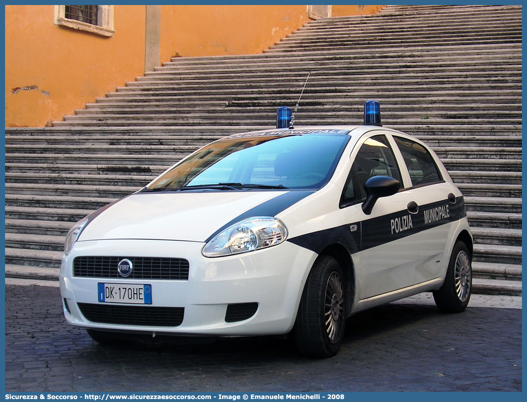 -
Polizia Municipale
Comune di Roma
Fiat Grande Punto
Parole chiave: Polizia;Municipale;Locale;Roma;Fiat;Grande Punto