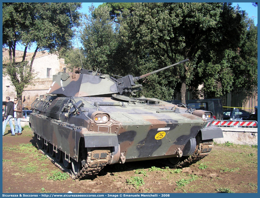 EI 119035
Esercito Italiano
Mezzi da Combattimento
Iveco Oto-Melara VCC-80 Dardo
Parole chiave: EI;E.I.;Esercito;Italiano;Mezzi da Combattimento;Iveco;Oto-Melara;VCC-80;Dardo