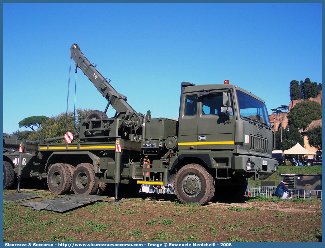 EI AJ904
Esercito Italiano
Astra HD6 66.45
Allestitore Isoli S.p.A.
Parole chiave: EI;E.I.;Esercito;Italiano;Mezzi;da;Cantiere;Trasporto;Materiali;Supporto;Logistico;Astra;HD6;66.45;Isoli;M120