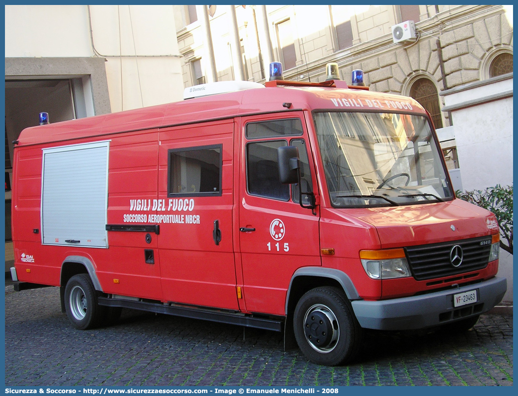 VF 23463
Corpo Nazionale Vigili del Fuoco
Nucleo Aeroportuale
Mercedes Benz Vario 614D
Parole chiave: VF;VVF;V.F.;V.V.F.;Corpo;Nazionale;Vigili del Fuoco;Vigili;Fuoco;Mercedes;Benz;Vario;Aeroportuale