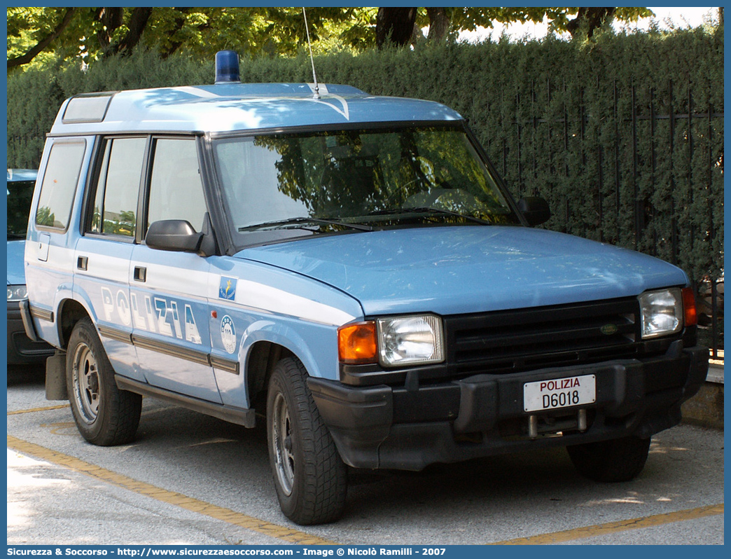 Polizia D6018
Polizia di Stato
Polizia Stradale
Land Rover Discovery I serie
Parole chiave: Polizia di Stato;Polizia;PS;P.S.;Stradale;Land Rover;Discovery;D6018