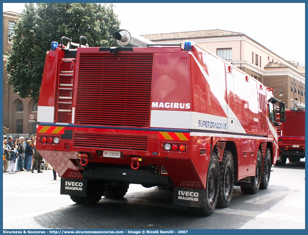 VF 23033
Corpo Nazionale Vigili del Fuoco
Nucleo Aeroportuale
Iveco Magirus Super Dragon X8
Parole chiave: Corpo;Nazionale;Vigili del Fuoco;Vigili;Fuoco;Iveco;Magirus;Super;Dragon;X8;X 8;Aeroportuale