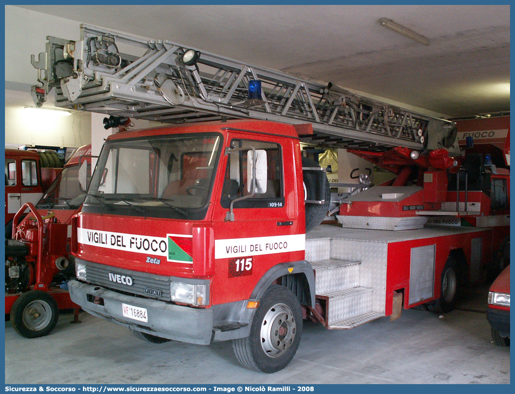 VF 16884
Corpo Nazionale Vigili del Fuoco
Iveco 109-14 Zeta
Allestitore Magirus
Parole chiave: VF;V.F.;VVF;V.V.F.;Corpo;Nazionale;Vigili del Fuoco;Vigili;Fuoco;AutoScala;AS;Iveco;109-14;Zeta;Magirus;16884