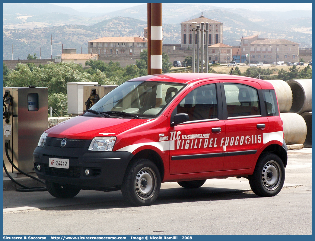 VF 24442
Corpo Nazionale Vigili del Fuoco
Nucleo Telecomunicazioni Radio
Fiat Nuova Panda 4x4
Parole chiave: Corpo;Nazionale;Vigili del Fuoco;Vigili;Fuoco;Fiat;Nuova Panda;Telecomunicazioni;Tele Comunicazioni;Radio