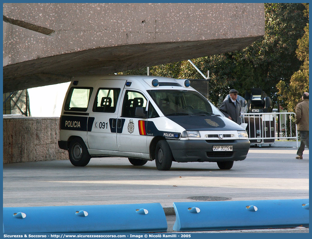 -
Reino de España
Cuerpo Nacional de Policía
Peugeot Expert I generation
Parole chiave: Regno di Spagna;Spagna;Espana;España;Reino de España;Cuerpo;Nacional;Policía;Peugeot;Expert