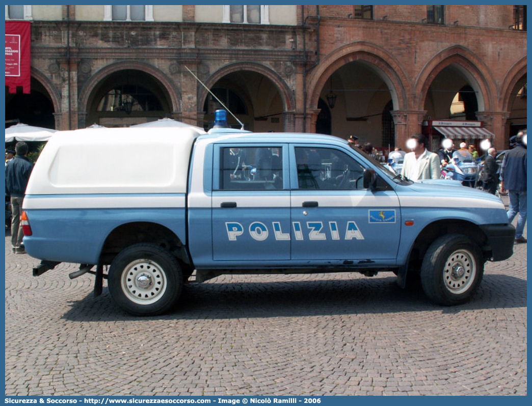 Polizia D5316
Polizia di Stato
Polizia Stradale
Mitsubishi L200 III serie
Parole chiave: Polizia di Stato;Polizia;PS;P.S.;Stradale;Mitsubishi;L200;D5316