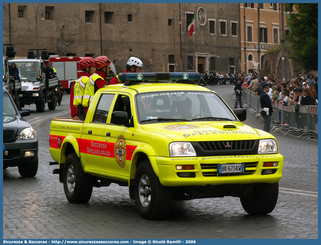 9.1
Corpo Nazionale
Soccorso Alpino e Speleologico
Zona Speleologica IX Lombardia
Mitsubishi L200 III serie
Parole chiave: CNSAS;C.N.S.A.S.;Corpo;Nazionale;Soccorso;Alpino;Speleologico;Lombardia;SASL;S.A.S.L.;Mitsubishi;L200